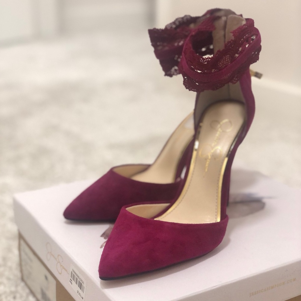 New/Never Worn Jessica Simpson Heels